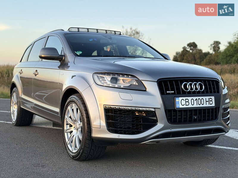 Позашляховик / Кросовер Audi Q7 2014 в Києві