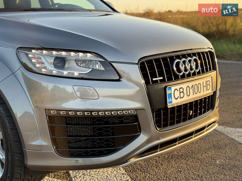 Позашляховик / Кросовер Audi Q7 2014 в Києві