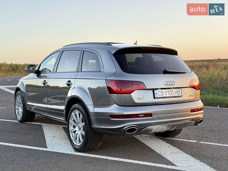 Позашляховик / Кросовер Audi Q7 2014 в Києві