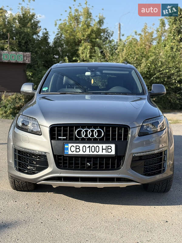 Позашляховик / Кросовер Audi Q7 2014 в Києві