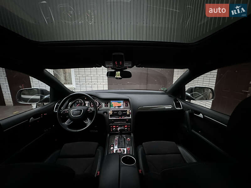 Позашляховик / Кросовер Audi Q7 2014 в Києві