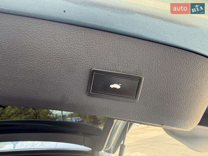 Позашляховик / Кросовер Audi Q7 2010 в Тячеві