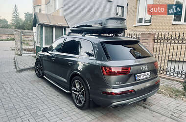 Внедорожник / Кроссовер Audi Q7 2015 в Сумах