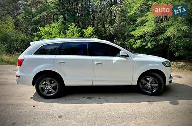 Внедорожник / Кроссовер Audi Q7 2013 в Полтаве