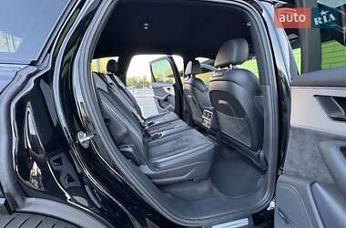 Внедорожник / Кроссовер Audi Q7 2020 в 