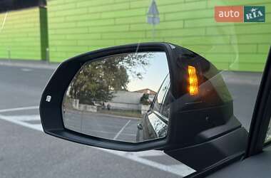 Внедорожник / Кроссовер Audi Q7 2020 в 