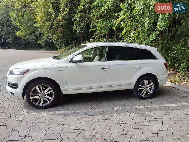 Внедорожник / Кроссовер Audi Q7 2013 в Тернополе