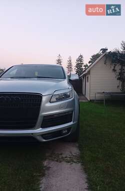 Внедорожник / Кроссовер Audi Q7 2006 в 