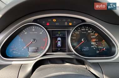 Позашляховик / Кросовер Audi Q7 2014 в 