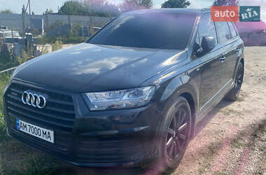 Внедорожник / Кроссовер Audi Q7 2016 в Коростышеве