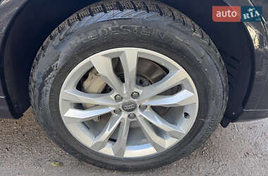 Внедорожник / Кроссовер Audi Q7 2019 в 