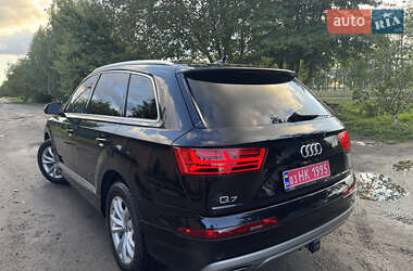 Внедорожник / Кроссовер Audi Q7 2019 в 