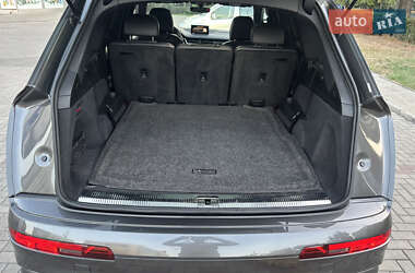 Внедорожник / Кроссовер Audi Q7 2019 в 