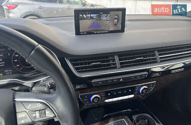 Внедорожник / Кроссовер Audi Q7 2019 в 
