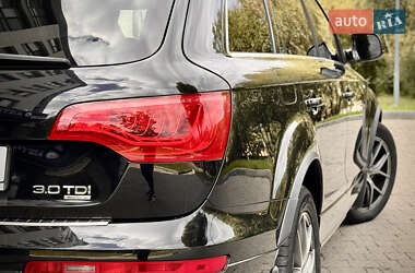 Внедорожник / Кроссовер Audi Q7 2010 в 