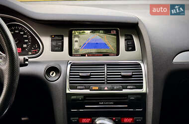 Внедорожник / Кроссовер Audi Q7 2010 в 