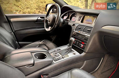 Внедорожник / Кроссовер Audi Q7 2010 в 