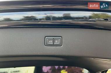 Позашляховик / Кросовер Audi Q7 2020 в 