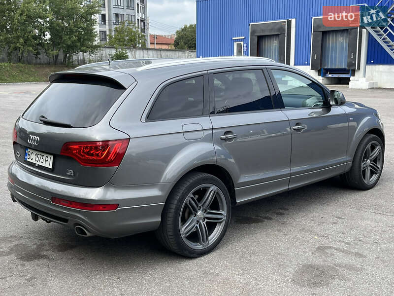 Позашляховик / Кросовер Audi Q7 2014 в Львові