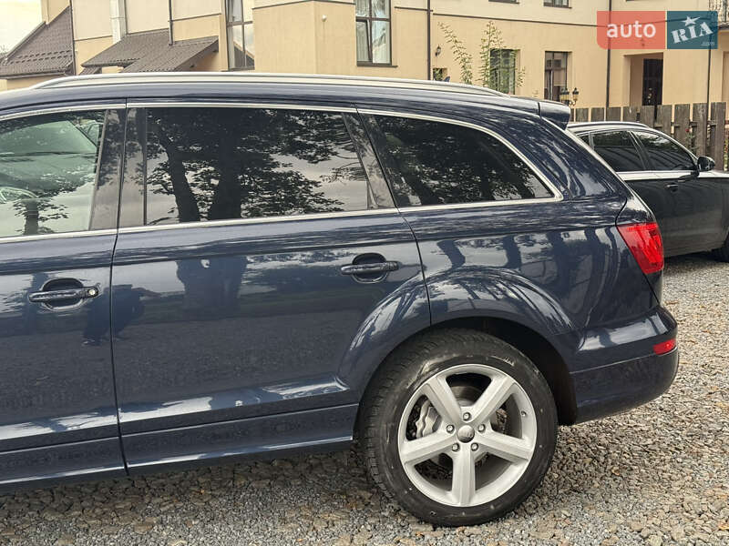 Внедорожник / Кроссовер Audi Q7 2013 в Стрые