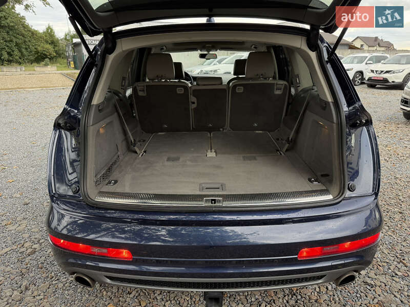 Внедорожник / Кроссовер Audi Q7 2013 в Стрые