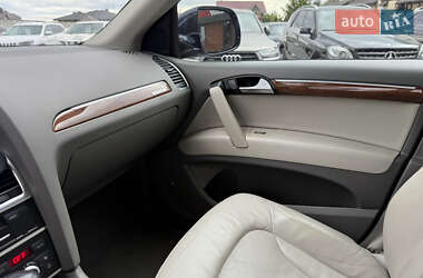 Внедорожник / Кроссовер Audi Q7 2013 в 