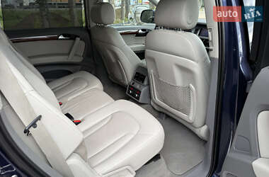 Внедорожник / Кроссовер Audi Q7 2013 в 