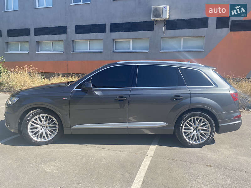 Audi Q7 2018