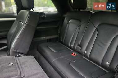 Внедорожник / Кроссовер Audi Q7 2015 в 