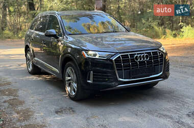 Внедорожник / Кроссовер Audi Q7 2020 в Киеве