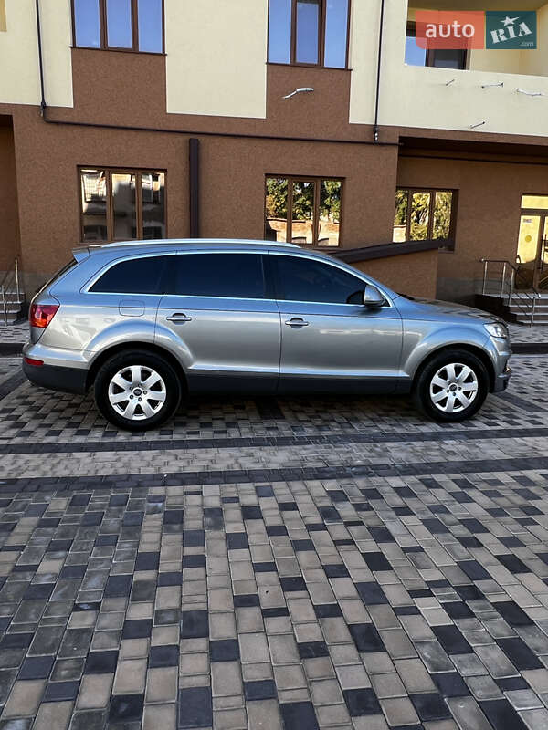 Внедорожник / Кроссовер Audi Q7 2008 в Измаиле