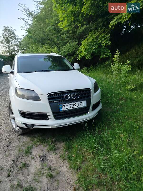 Внедорожник / Кроссовер Audi Q7 2007 в Тернополе