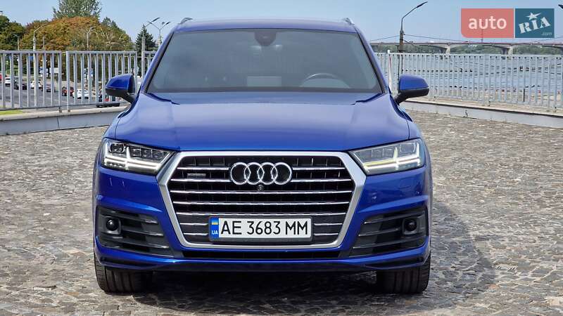 Позашляховик / Кросовер Audi Q7 2017 в Дніпрі фото 2 Позашляховик / Кросовер Audi Q7 2017 в Дніпрі