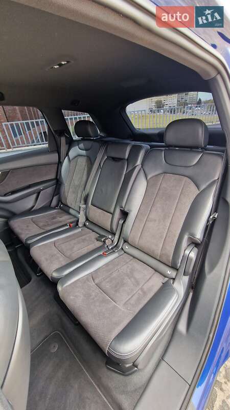 Позашляховик / Кросовер Audi Q7 2017 в Дніпрі фото 25 Позашляховик / Кросовер Audi Q7 2017 в Дніпрі