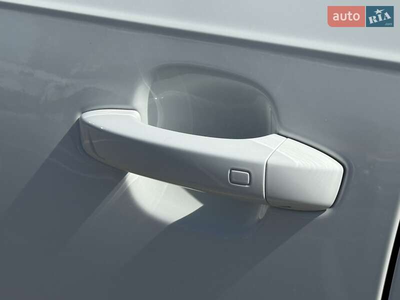 Позашляховик / Кросовер Audi Q7 2022 в Одесі