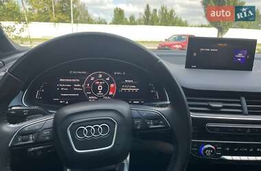 Внедорожник / Кроссовер Audi Q7 2018 в 