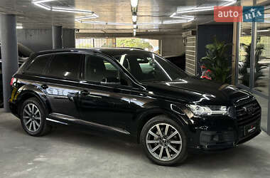 Внедорожник / Кроссовер Audi Q7 2017 в Одессе