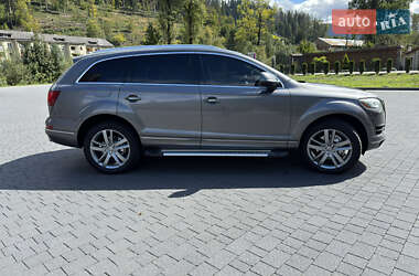 Внедорожник / Кроссовер Audi Q7 2013 в 