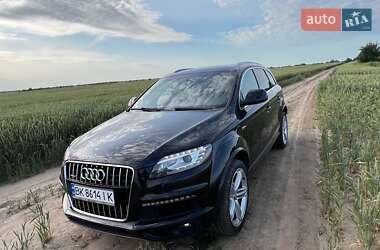 Внедорожник / Кроссовер Audi Q7 2010 в 
