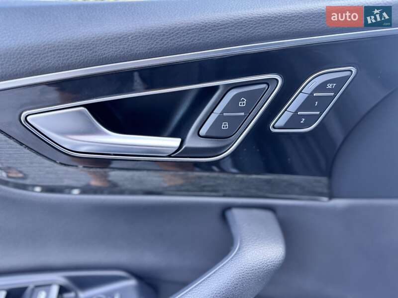 Позашляховик / Кросовер Audi Q7 2016 в Львові фото 26 Позашляховик / Кросовер Audi Q7 2016 в Львові