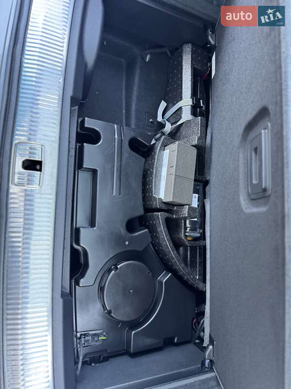 Позашляховик / Кросовер Audi Q7 2016 в Львові фото 43 Позашляховик / Кросовер Audi Q7 2016 в Львові