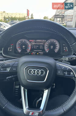 Внедорожник / Кроссовер Audi Q7 2020 в 