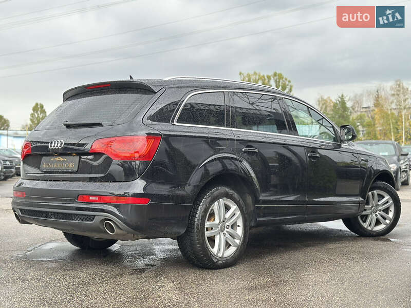 Позашляховик / Кросовер Audi Q7 2011 в Харкові
