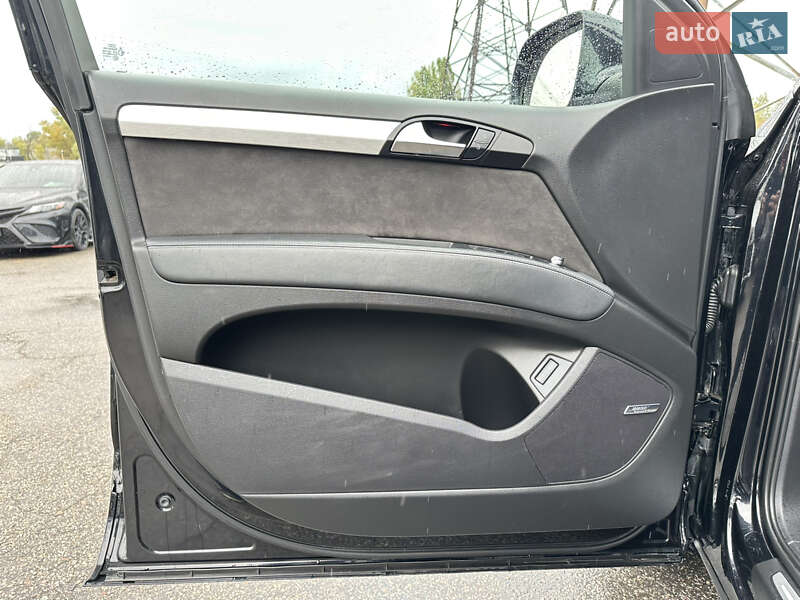 Позашляховик / Кросовер Audi Q7 2011 в Харкові