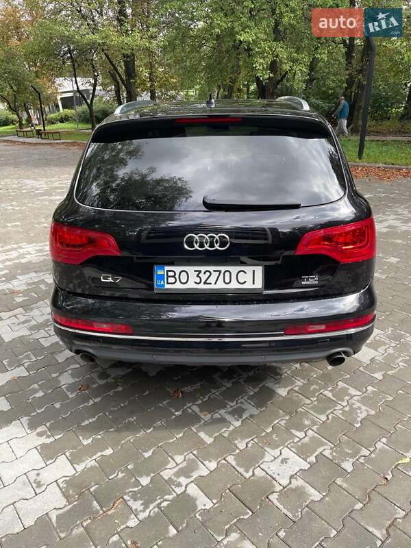 Позашляховик / Кросовер Audi Q7 2011 в Тернополі