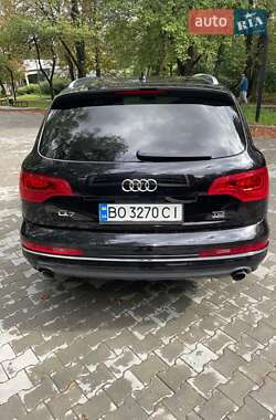 Внедорожник / Кроссовер Audi Q7 2011 в 