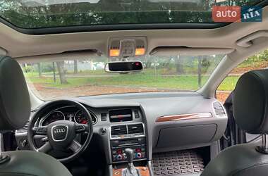 Внедорожник / Кроссовер Audi Q7 2011 в 
