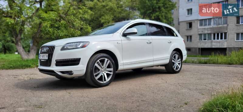 Позашляховик / Кросовер Audi Q7 2015 в Дрогобичі
