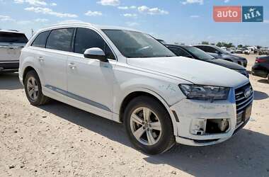 Внедорожник / Кроссовер Audi Q7 2019 в 
