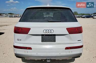 Внедорожник / Кроссовер Audi Q7 2019 в 